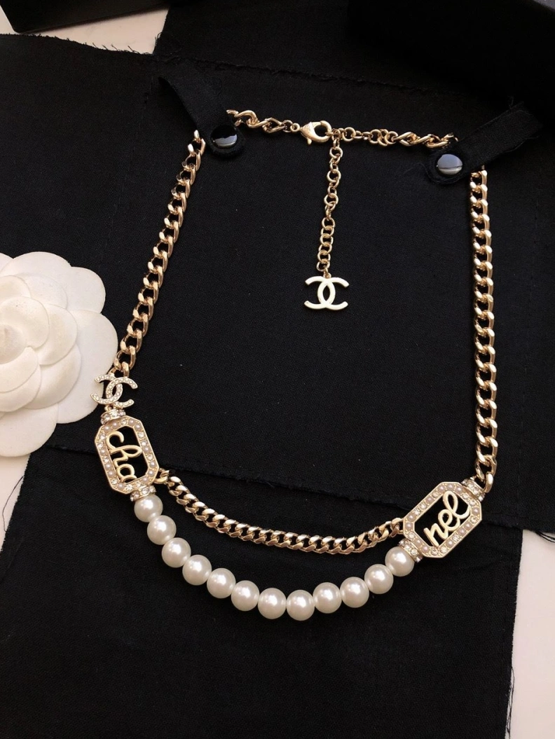Bright Chxnxl Necklaces 285054