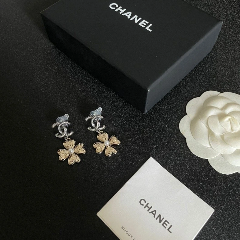Soft Chxnxl Earrings 284553