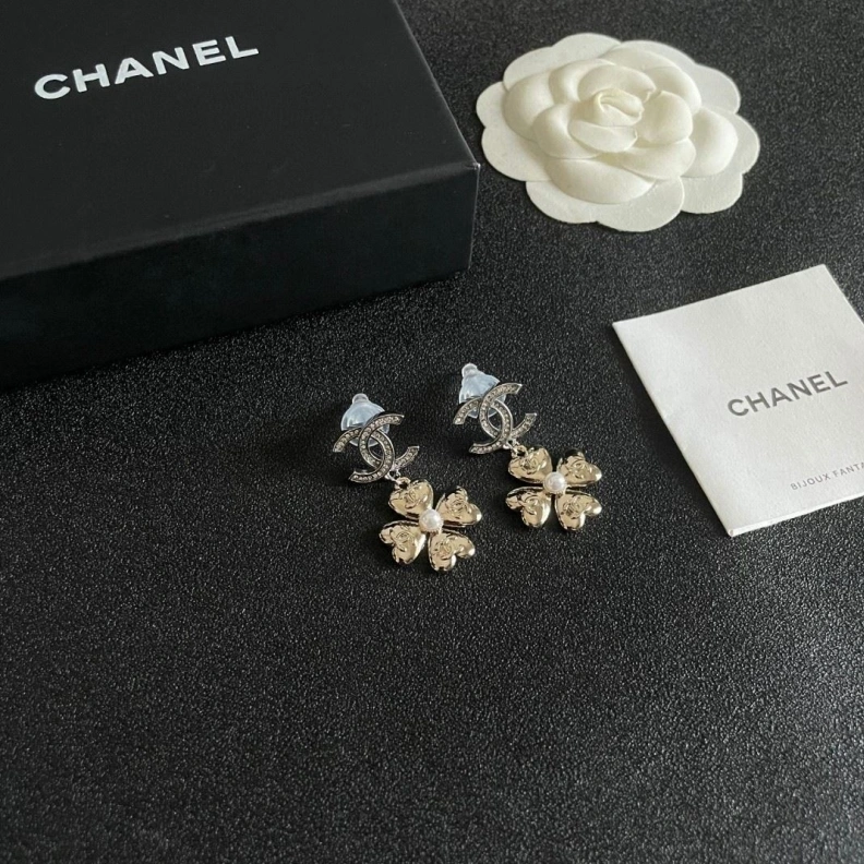 Soft Chxnxl Earrings 284553