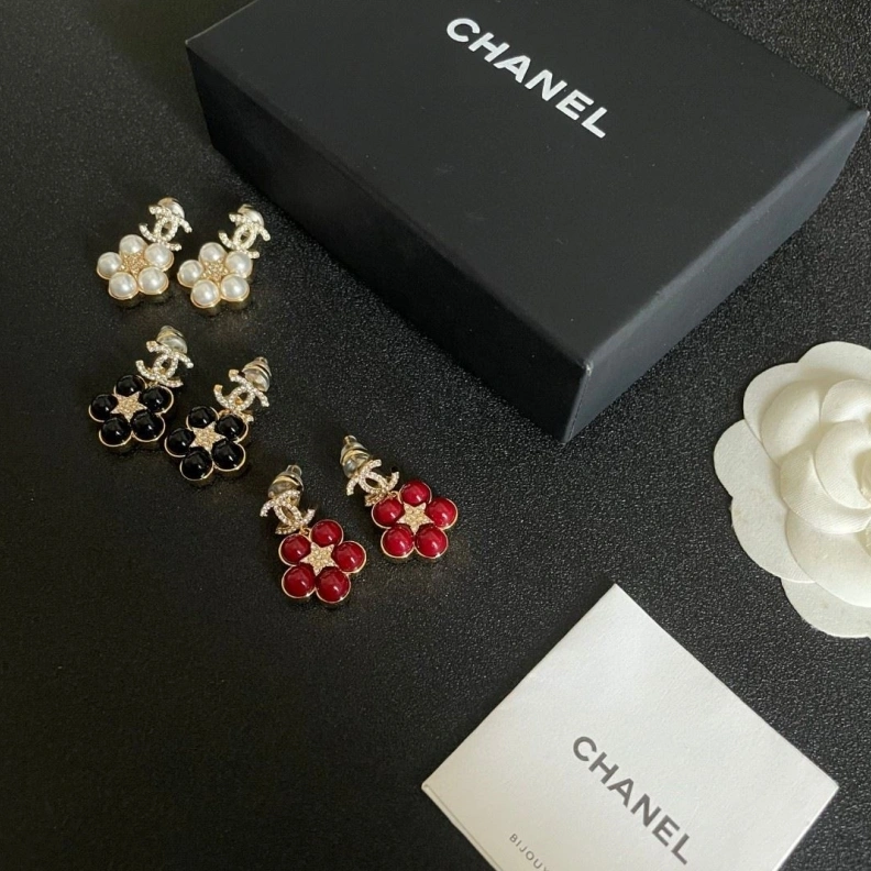 Elegant Chxnxl Earrings 284552