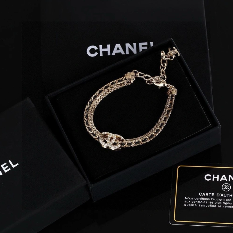 Minimalist Chxnxl Bracelets 284745