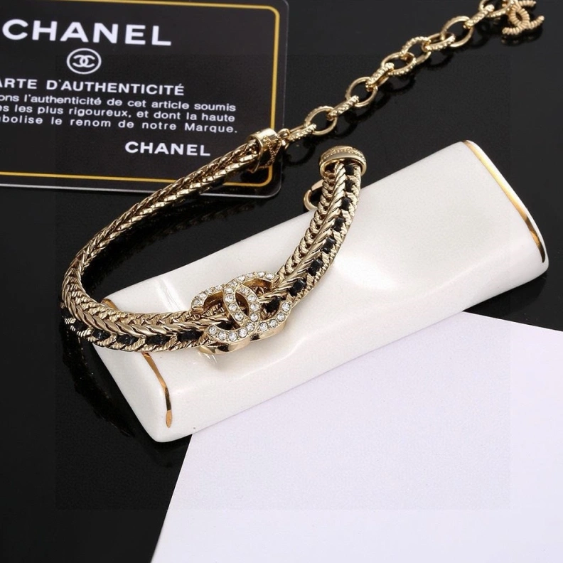 Minimalist Chxnxl Bracelets 284745