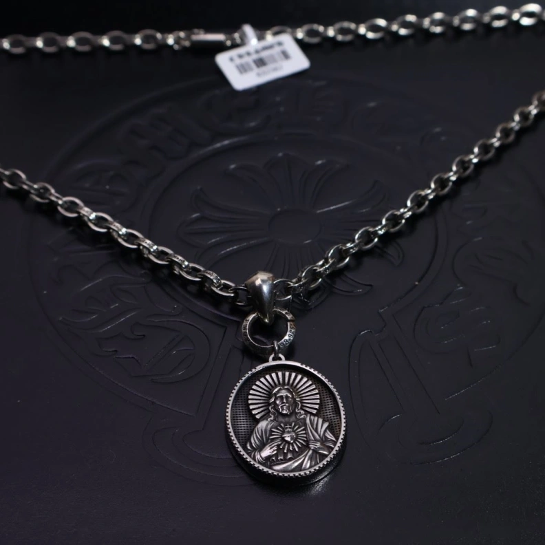 Chrxmx Hxxrts Necklaces Minimalist 296184