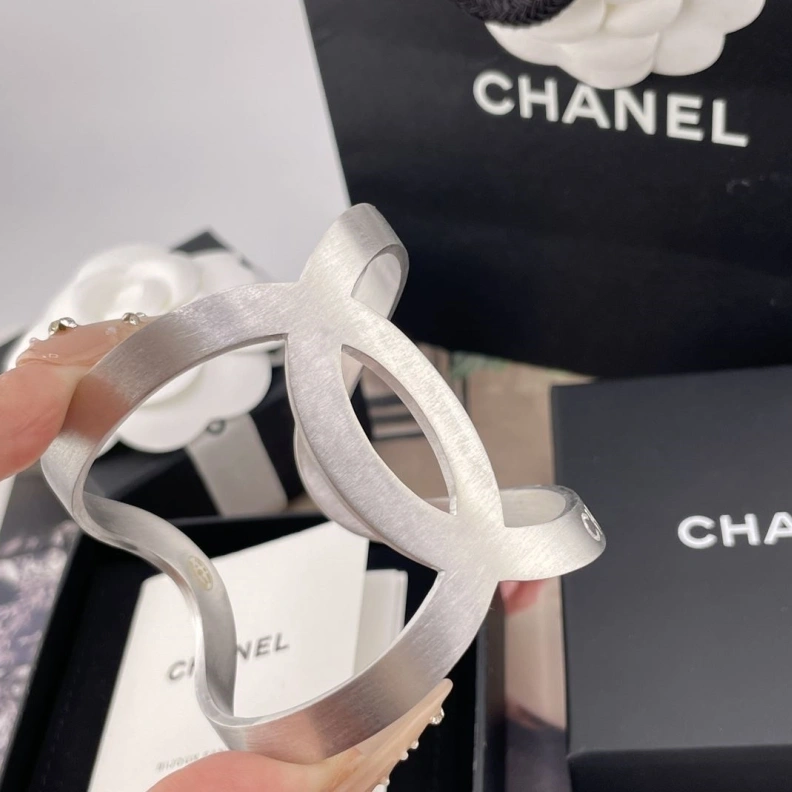Soft Chxnxl Bracelets 284744