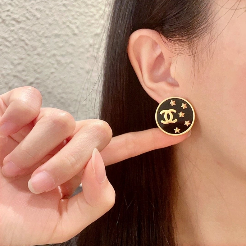 Stylish Chxnxl Earrings 284538