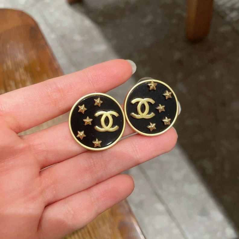 Stylish Chxnxl Earrings 284538