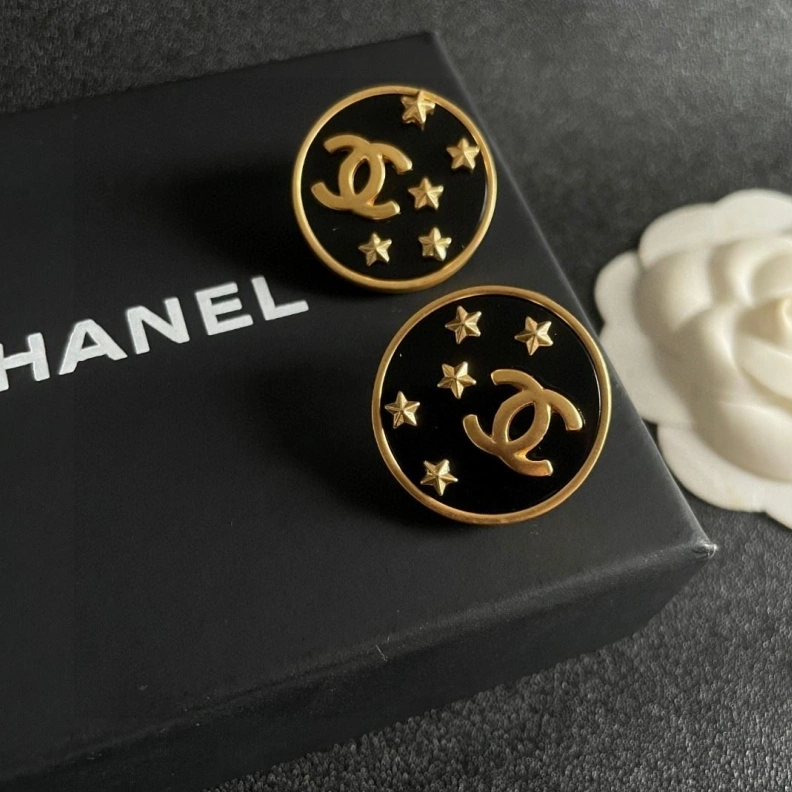 Stylish Chxnxl Earrings 284538