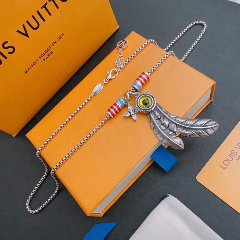Breathable LX Necklaces 308587