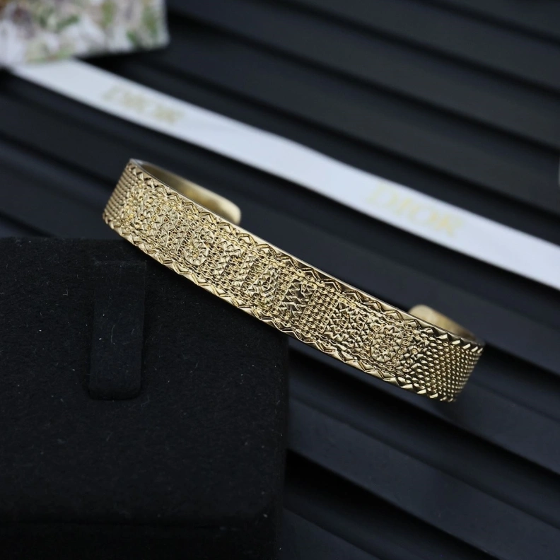Christian Dxxr Bracelets Efficient 294037