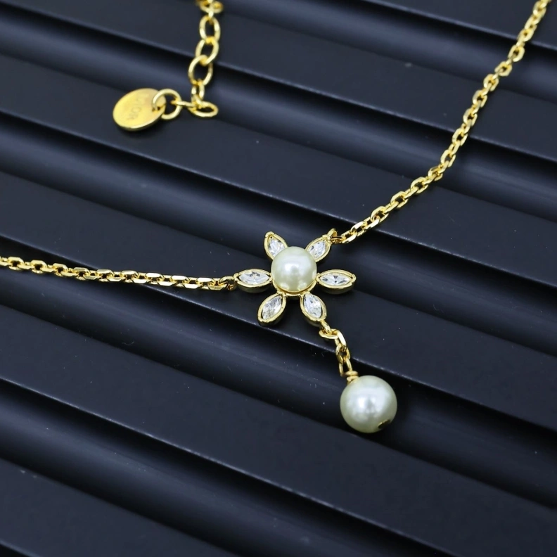 Christian Dxxr Necklaces Sleek 293772