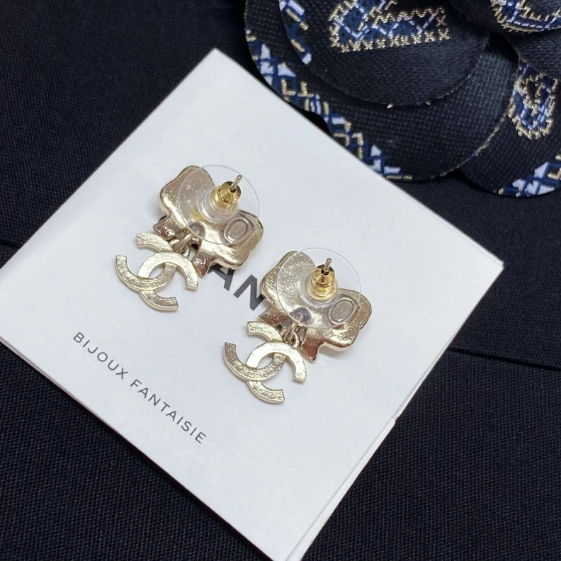 Durable Chxnxl Earrings 284549