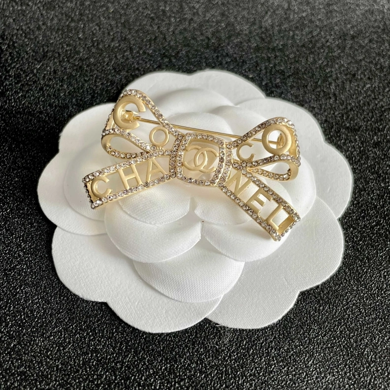 Soft Chxnxl Brooches 284665