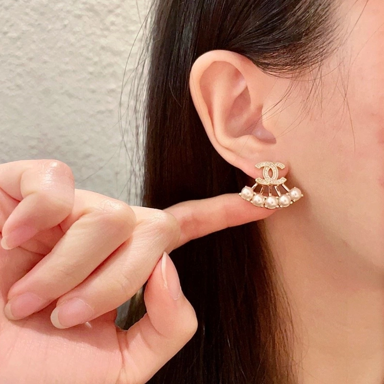 Chxnxl Earrings ModernLook 284534