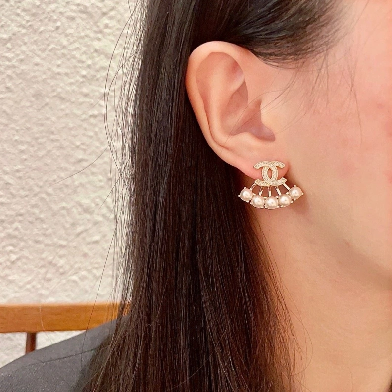 Chxnxl Earrings ModernLook 284534