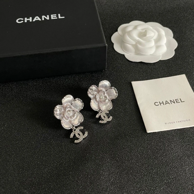 HighQuality Chxnxl Earrings 284526