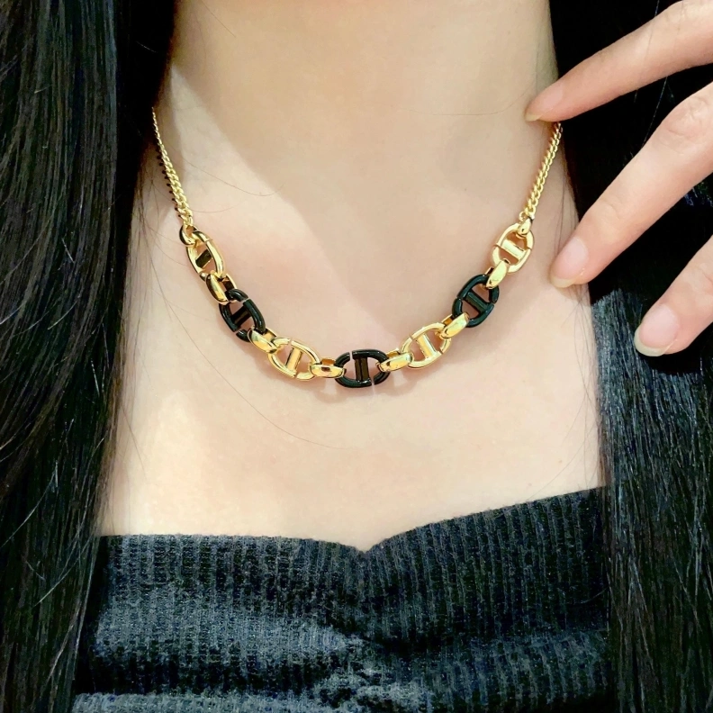 EyeCatching Christian Dxxr Necklaces 293771