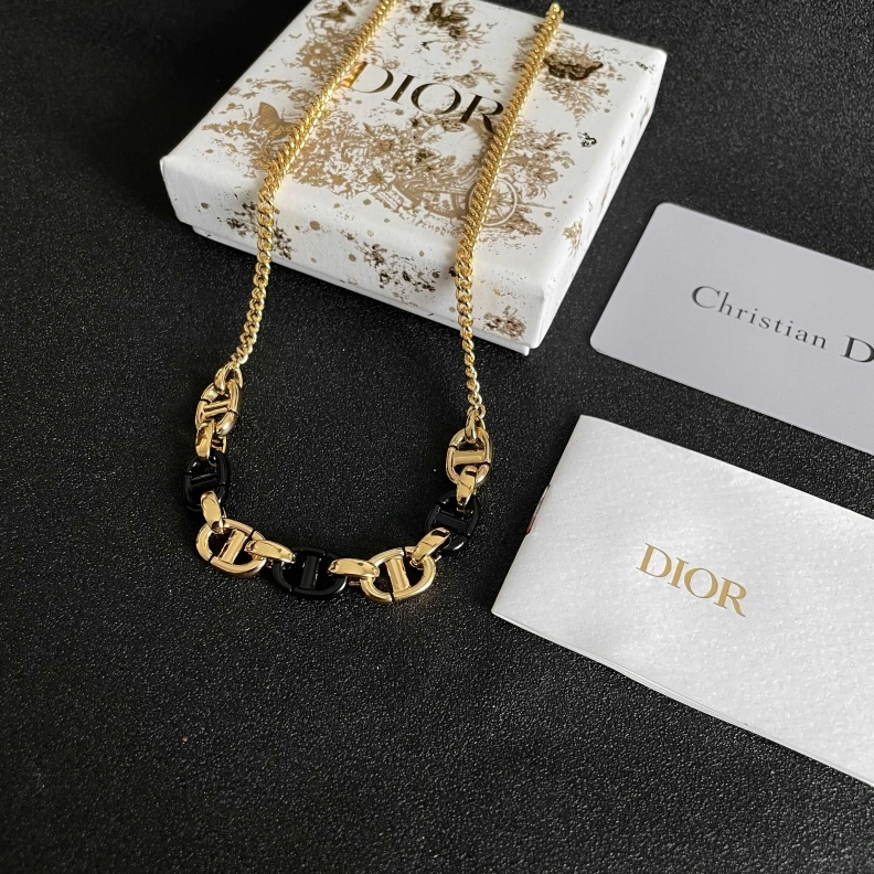 EyeCatching Christian Dxxr Necklaces 293771