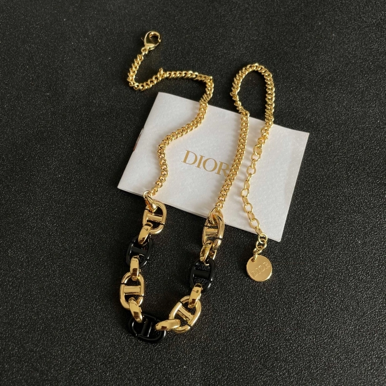 EyeCatching Christian Dxxr Necklaces 293771