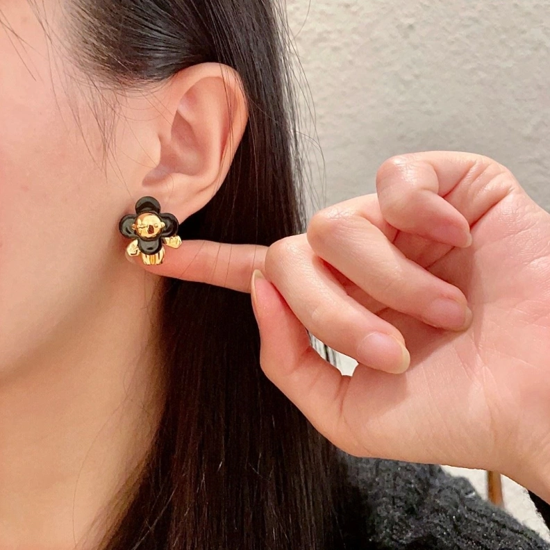 Comfortable LX Earrings 308667