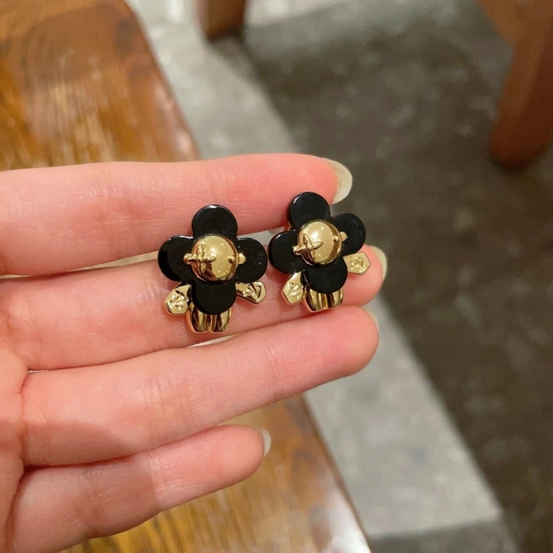 Comfortable LX Earrings 308667