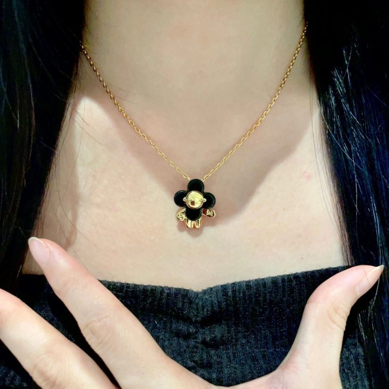 LX Necklaces SmartChoice 308580