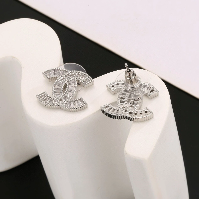 Sophisticated Chxnxl Earrings 284515