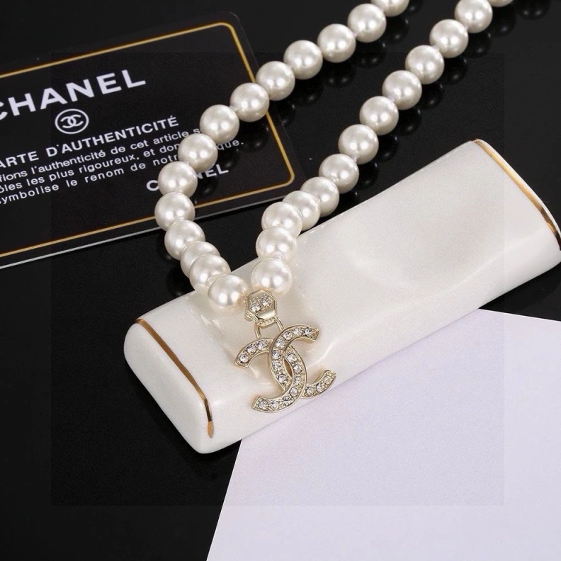 Bright Chxnxl Necklaces 285031