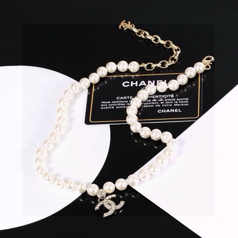 Bright Chxnxl Necklaces 285031