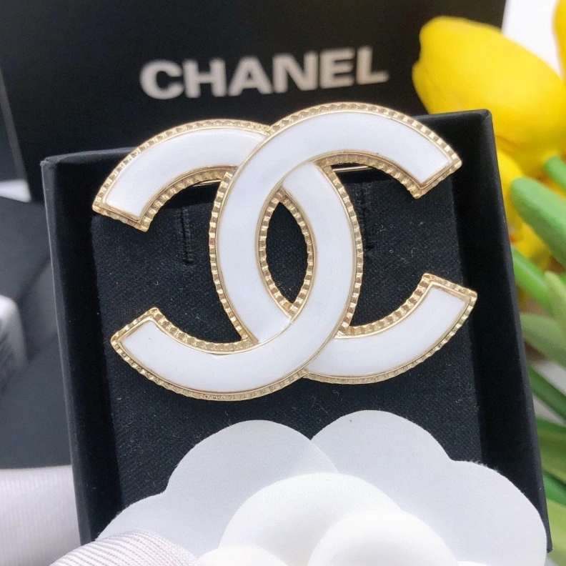 Sophisticated Chxnxl Brooches 287838