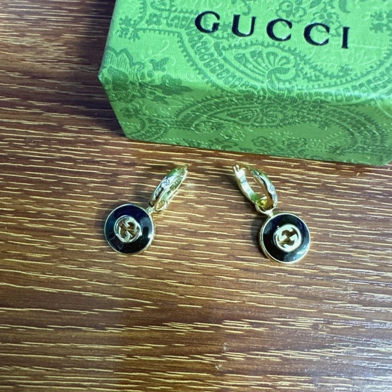 Gxccx Earrings Cozy 302201