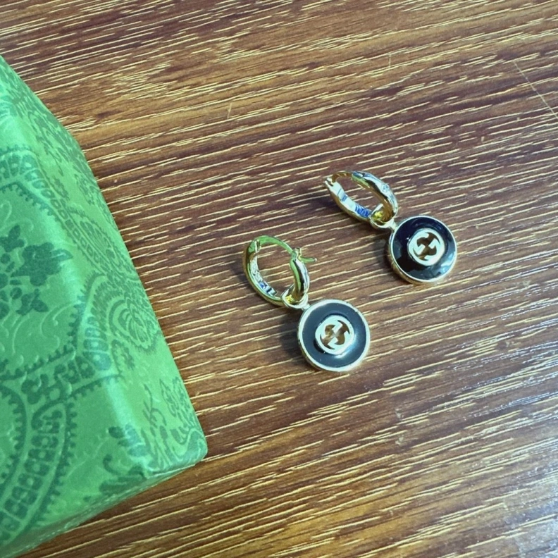 Gxccx Earrings Cozy 302201