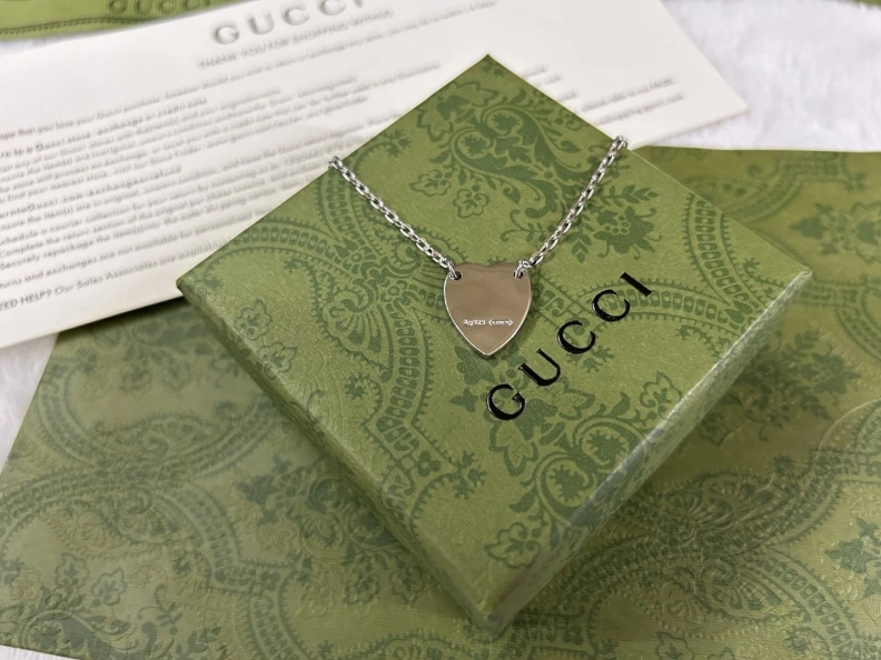 Gxccx Necklaces Stylish 302130