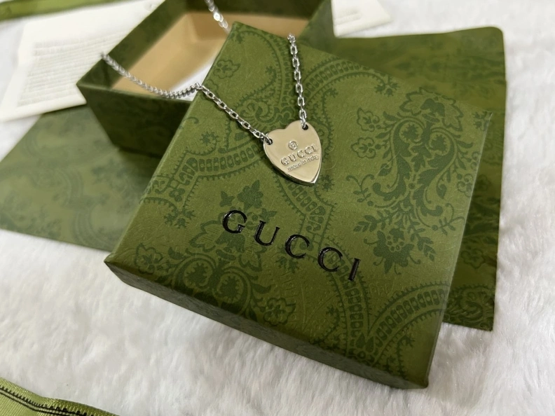 Gxccx Necklaces Stylish 302130
