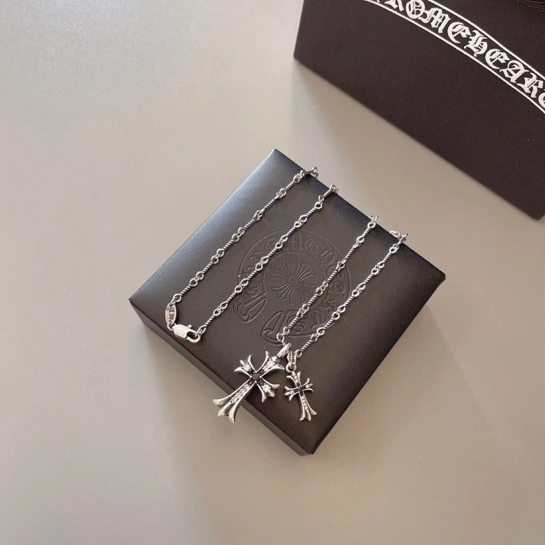 Chrxmx Hxxrts Necklaces EyeCatching 296183