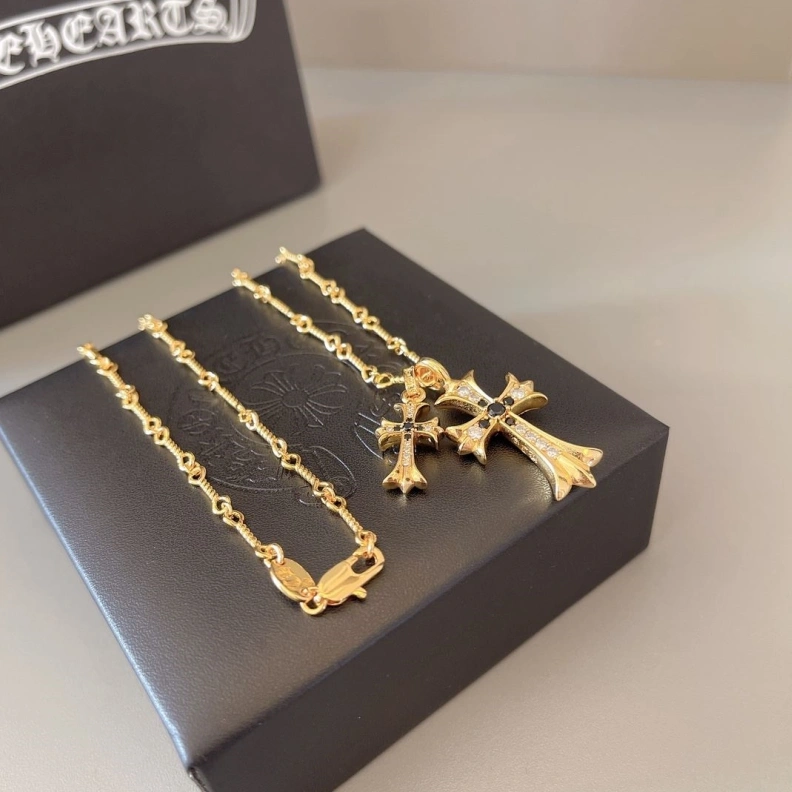 DailyWear Chrxmx Hxxrts Necklaces 296164