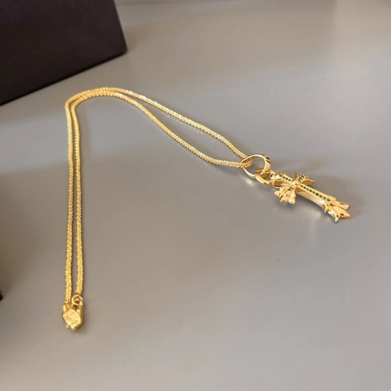 Trendy Chrxmx Hxxrts Necklaces 296159