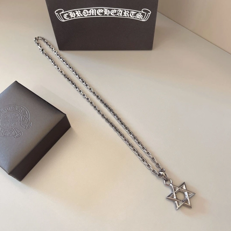 Chrxmx Hxxrts Necklaces StreetReady 296162
