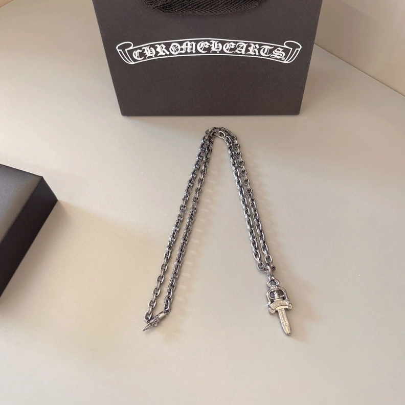 Flexible Chrxmx Hxxrts Necklaces 296156