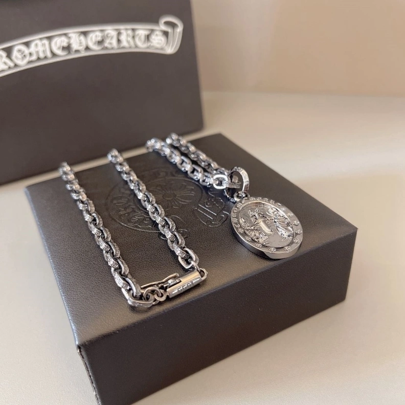Breathable Chrxmx Hxxrts Necklaces 296157