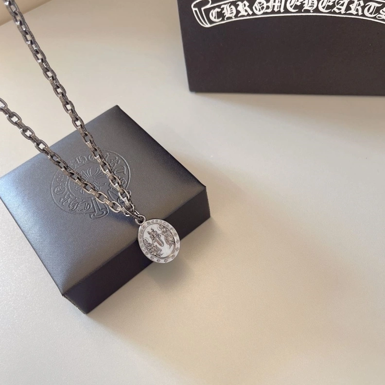 Breathable Chrxmx Hxxrts Necklaces 296157