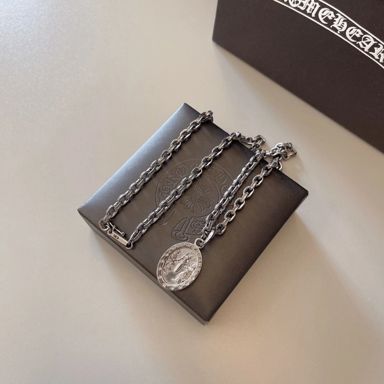 Breathable Chrxmx Hxxrts Necklaces 296157