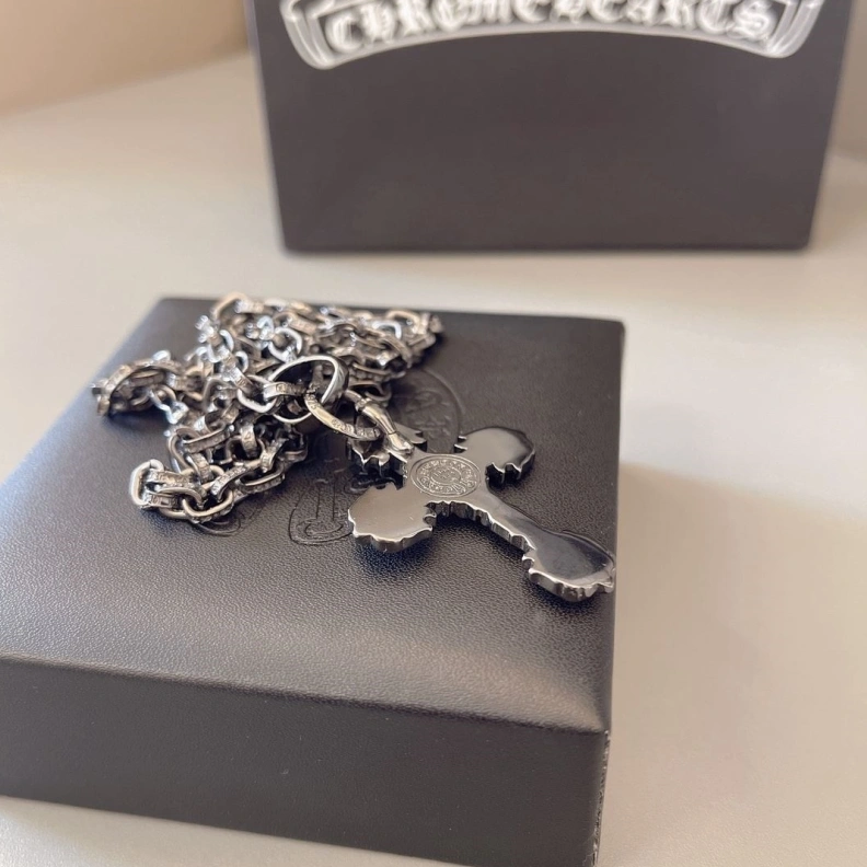 Efficient Chrxmx Hxxrts Necklaces 296154