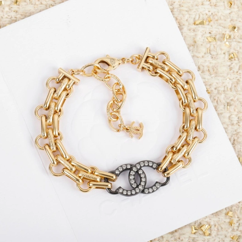 Classic Chxnxl Necklaces 285029