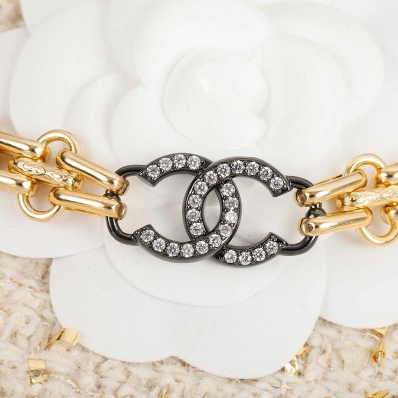 Classic Chxnxl Necklaces 285029