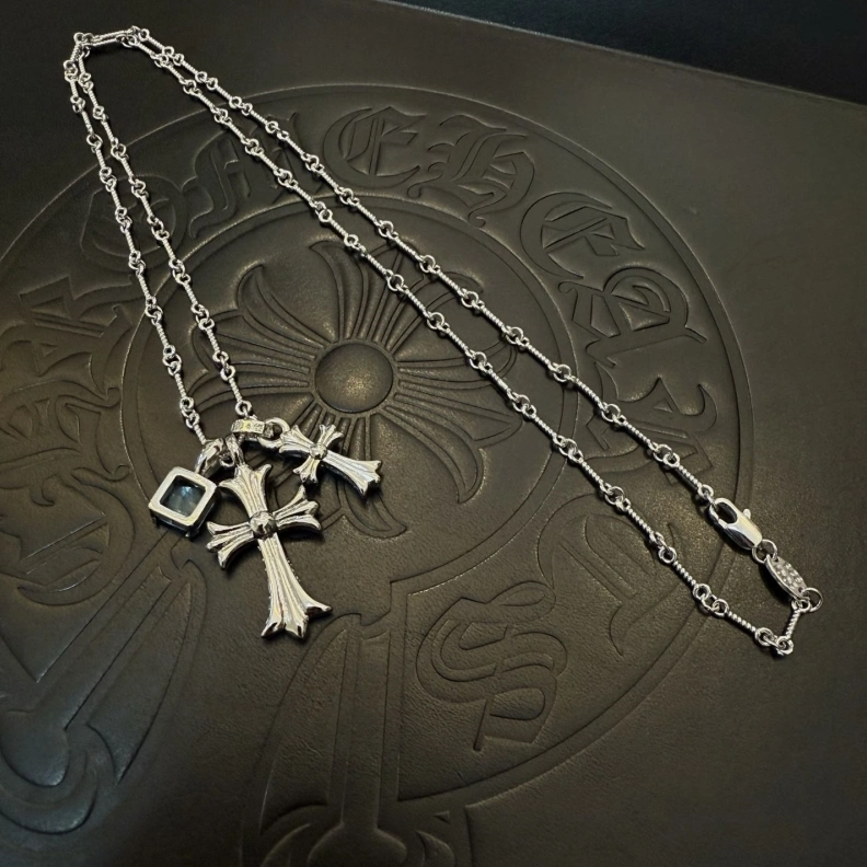 Breathable Chrxmx Hxxrts Necklaces 296148