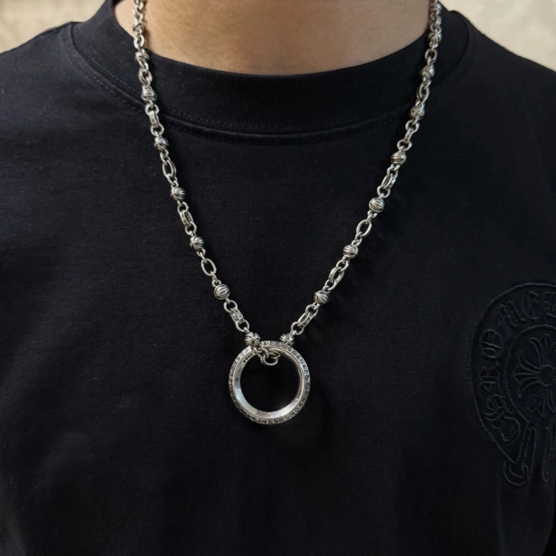 EyeCatching Chrxmx Hxxrts Necklaces 296147