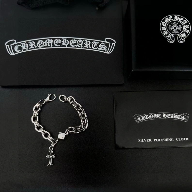 Classic Chrxmx Hxxrts Bracelets 296592