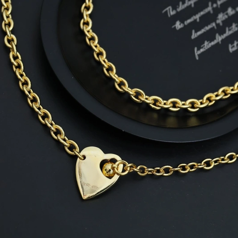 Gxccx Necklaces Stylish 302117