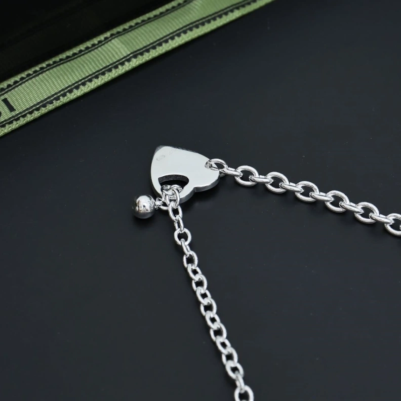 Gxccx Necklaces Stylish 302117