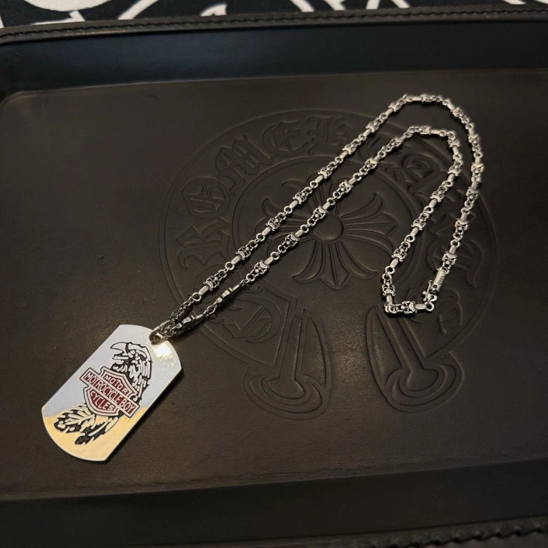 Sleek Chrxmx Hxxrts Necklaces 296141